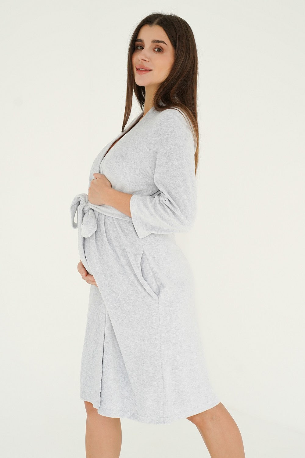 Велюровий халат для вагітних і годуючих мам 25400 light gray