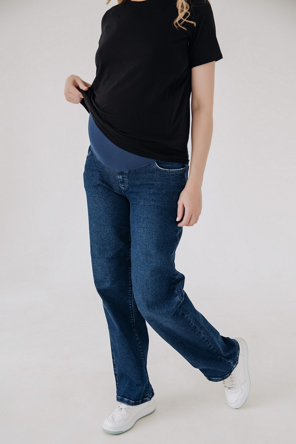 Прямые джинсы для беременных 39000 dark blue