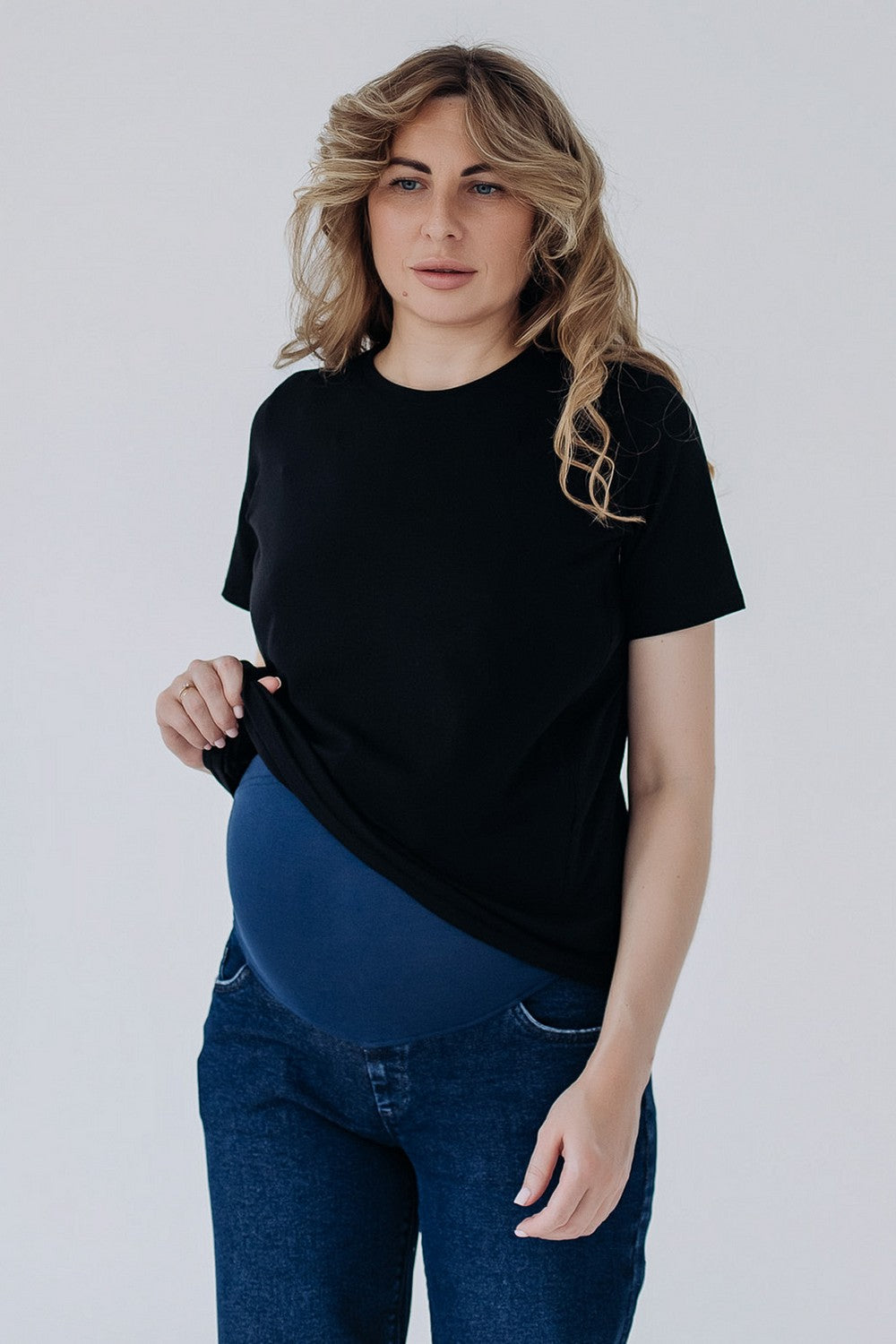 Прямые джинсы для беременных 39000 dark blue