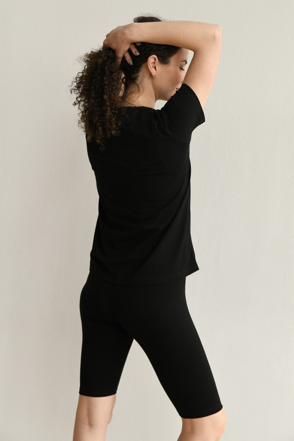 Бавовняна футболка для вагітних 24300 black