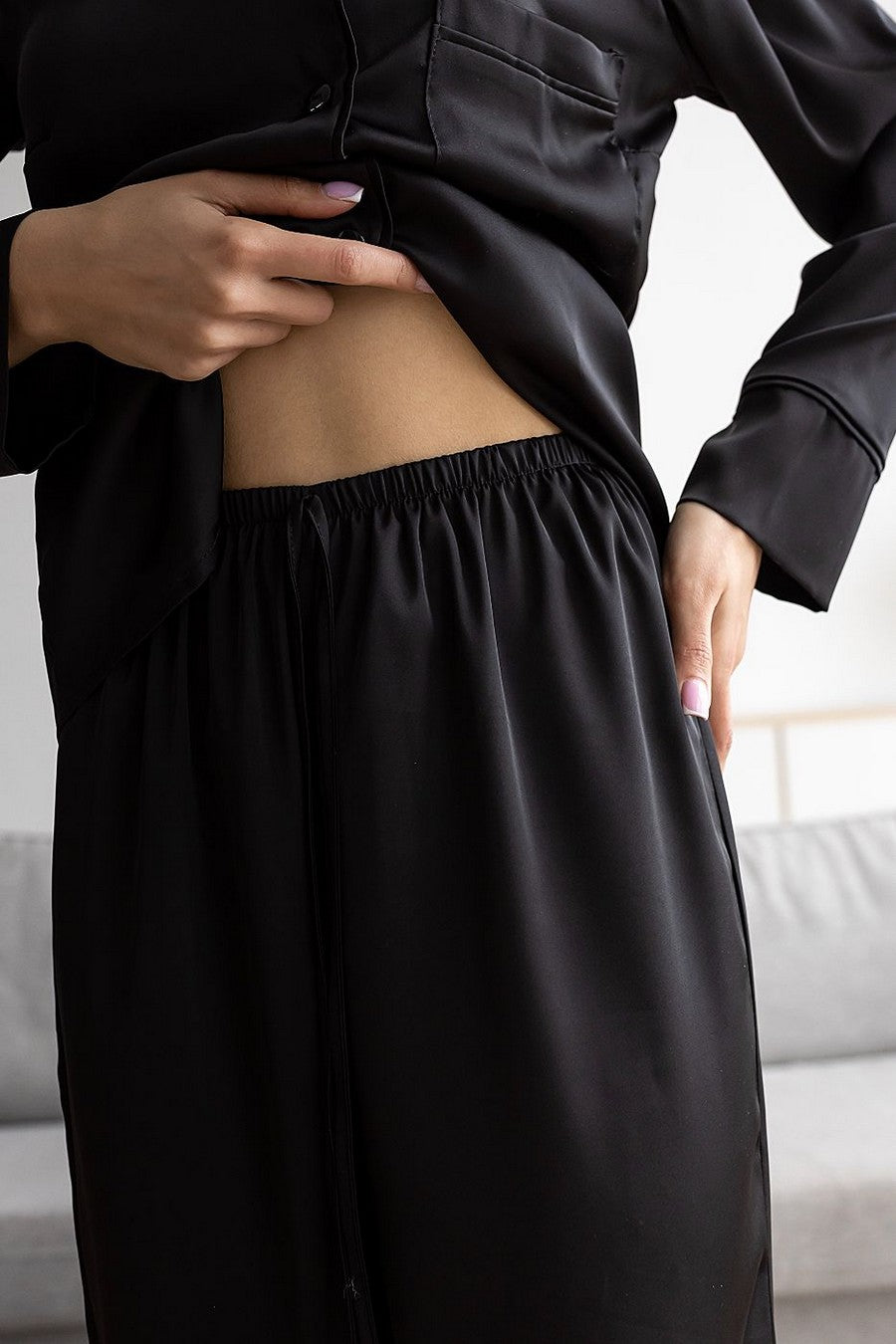 Шелковая пижама на пуговицах П1300 black