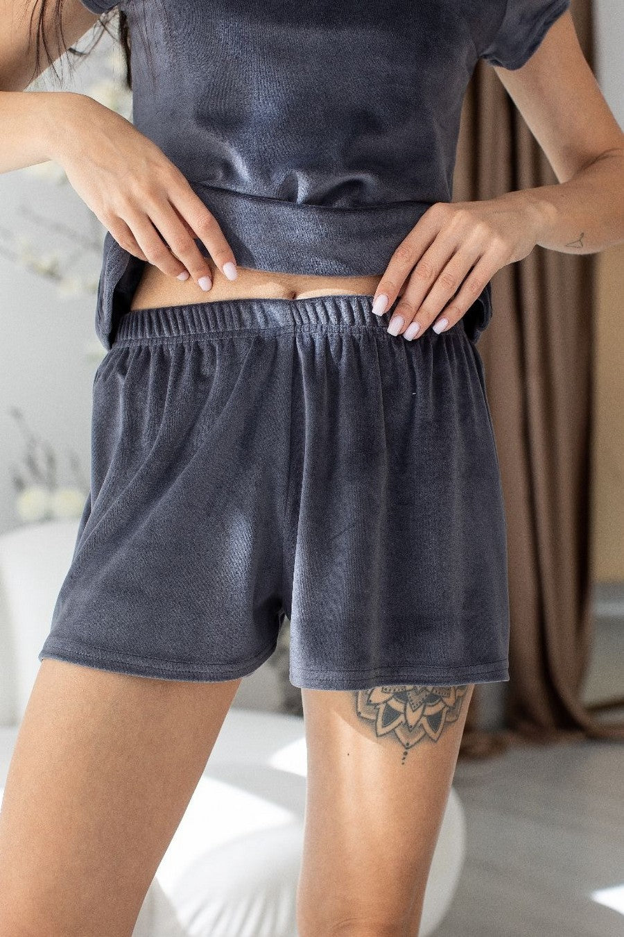 Велюрова піжама з шортами Пг1604 graphite