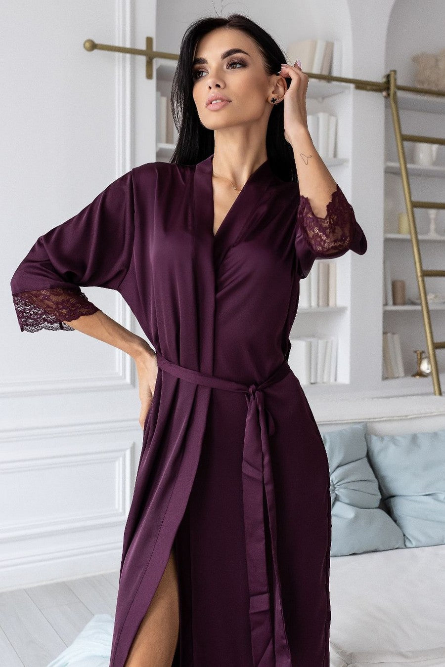 Шелковый халат с кружевом Хсл052 plum