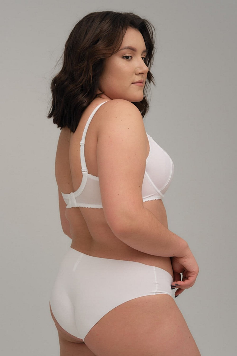 Бюстгальтер з м'якою чашкою 102940 Classic white