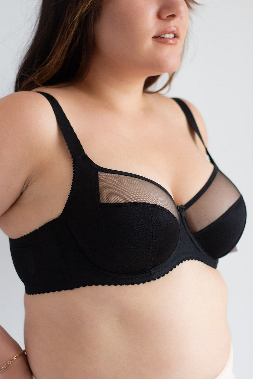 М'який бюстгальтер з мікросіткою 115500 Classic black