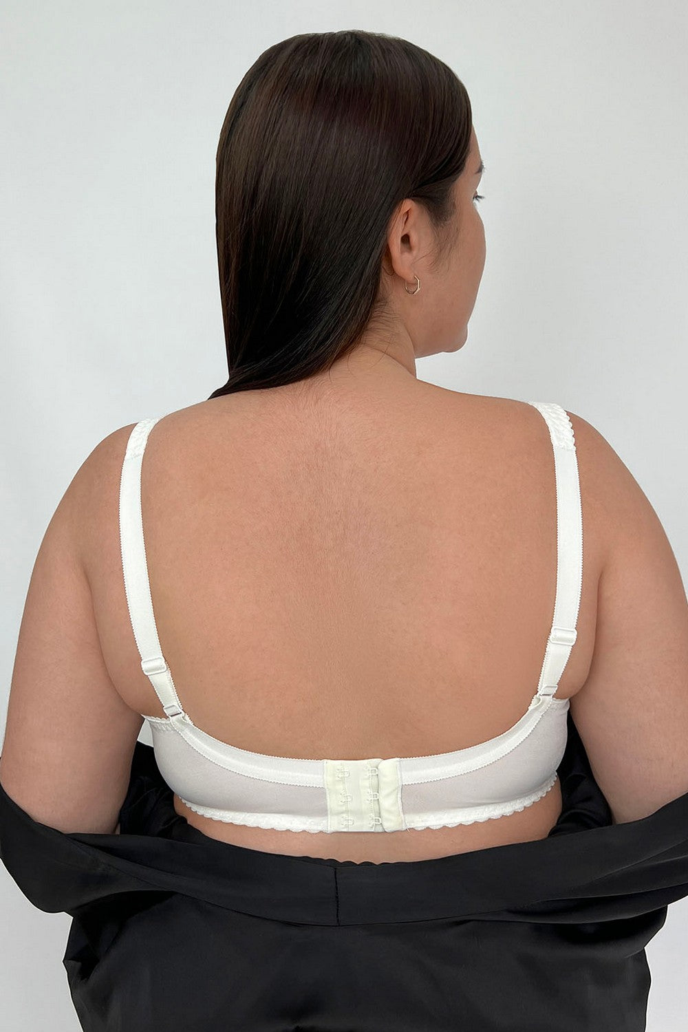 Бюстгальтер с мягкой чашкой 330000 Classic milk