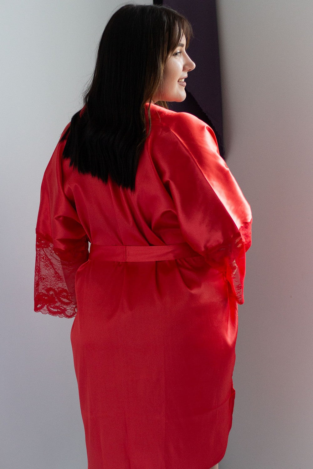 Атласный халат с кружевом F50117 Home red