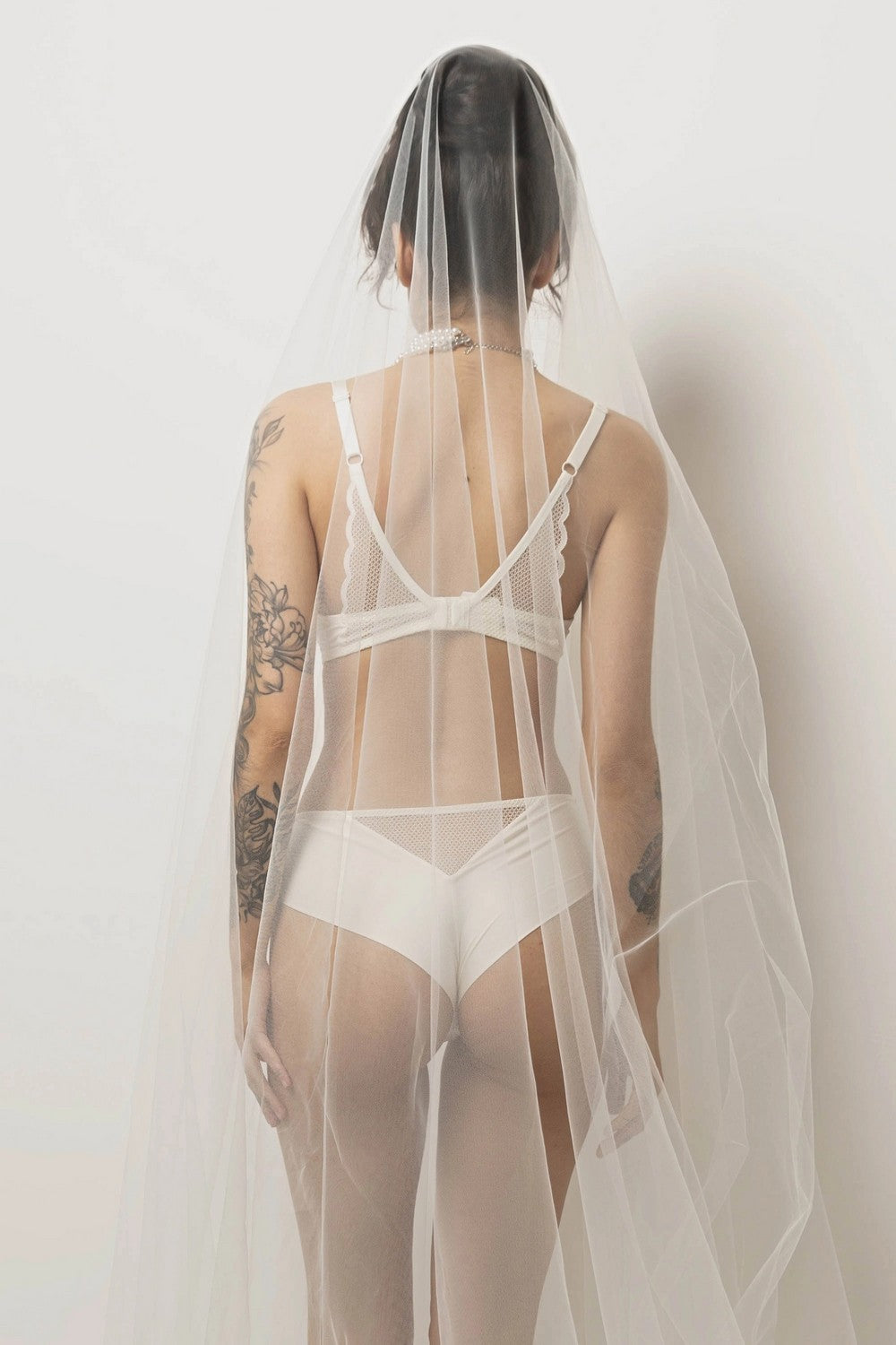 Трусики бразилиана из микрофибры 810-24 champagne