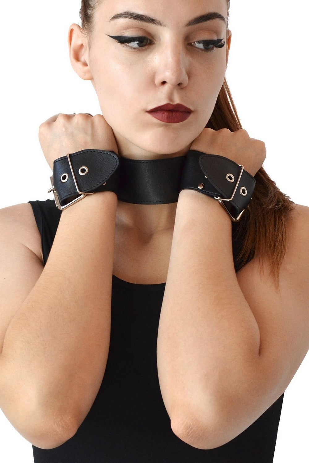 Кожаный ошейник с наручниками Bondage Collar with Handcuffs