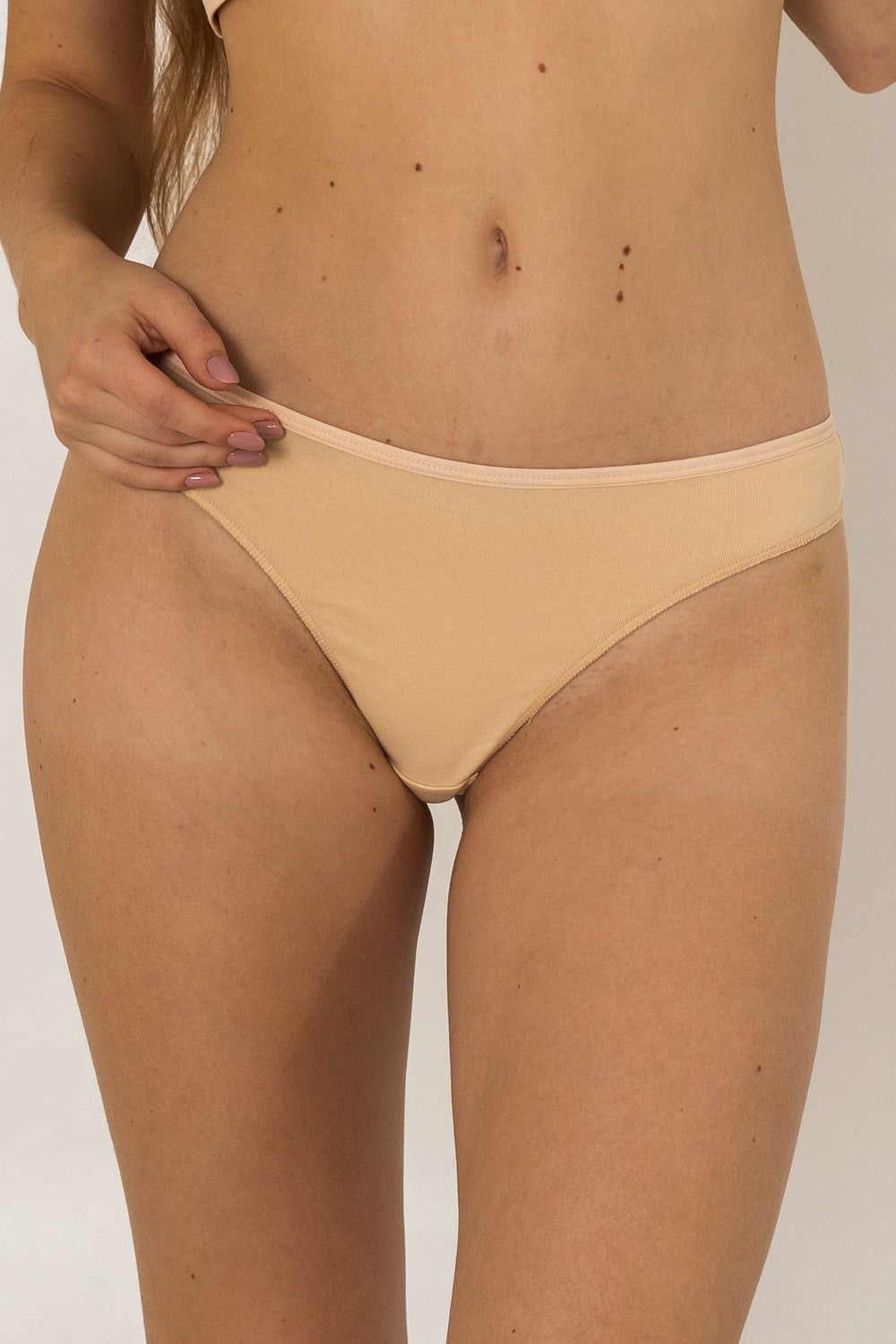 Хлопковые трусики стринг 62205 beige