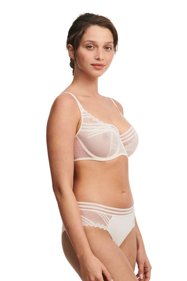 Шортики с кружевом 47L4