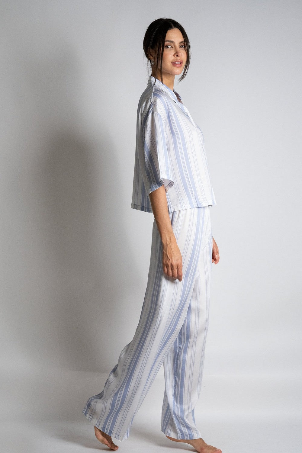 Пижамная блуза на пуговицах TH08 Chloe stripes print