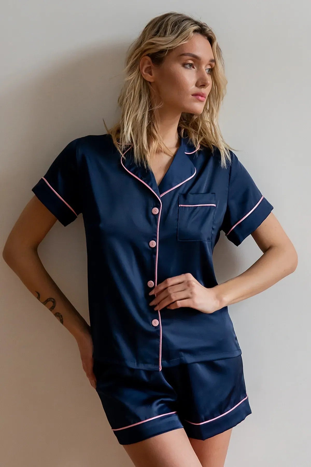 Шелковая пижама на пуговицах Indigo SH0008-14-58