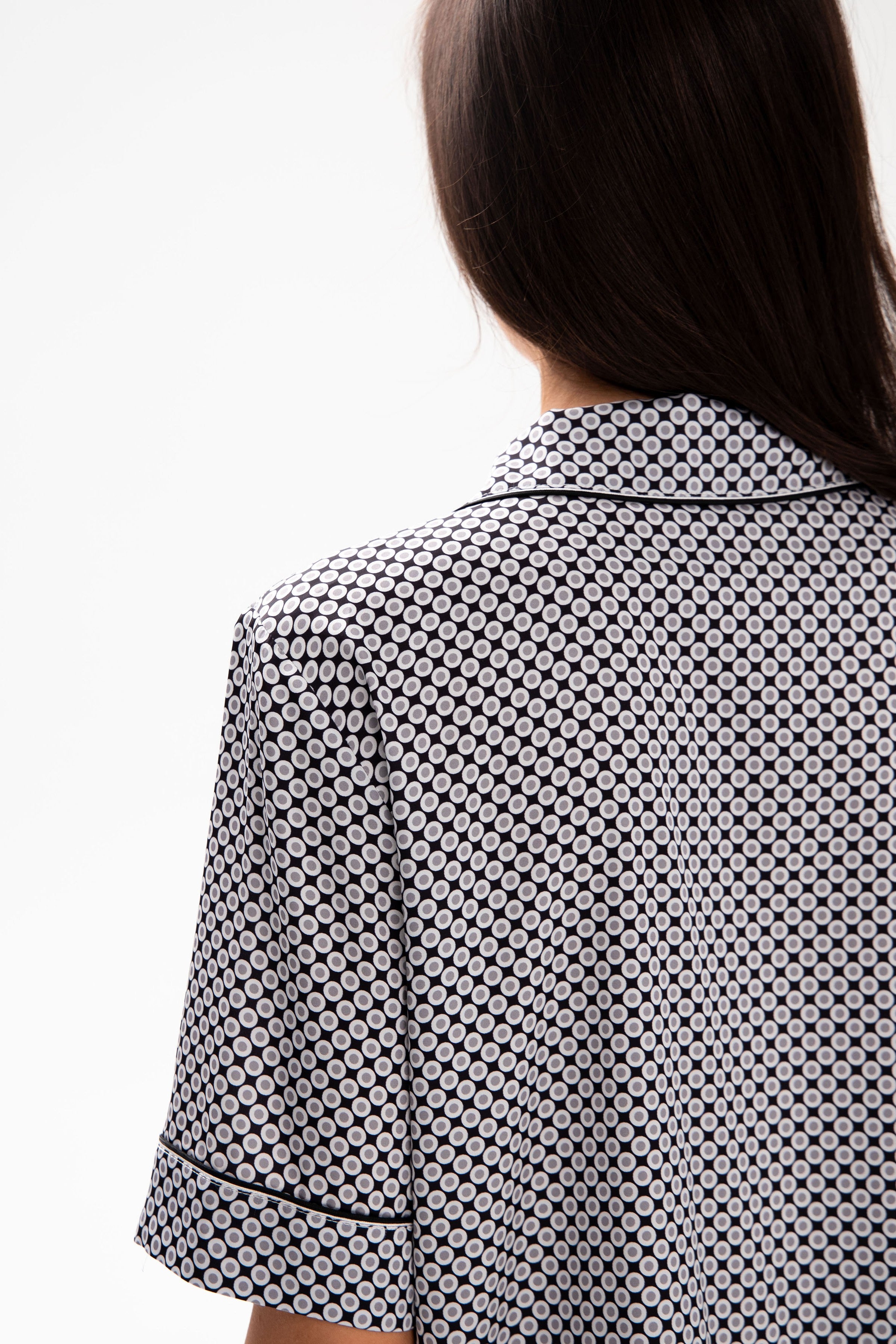 Шелковая пижама Луїза 25108 black/gray