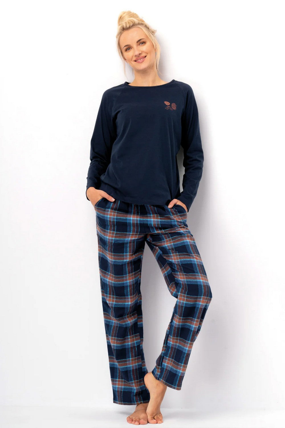 Пижама с фланелевыми брюками LNS 432