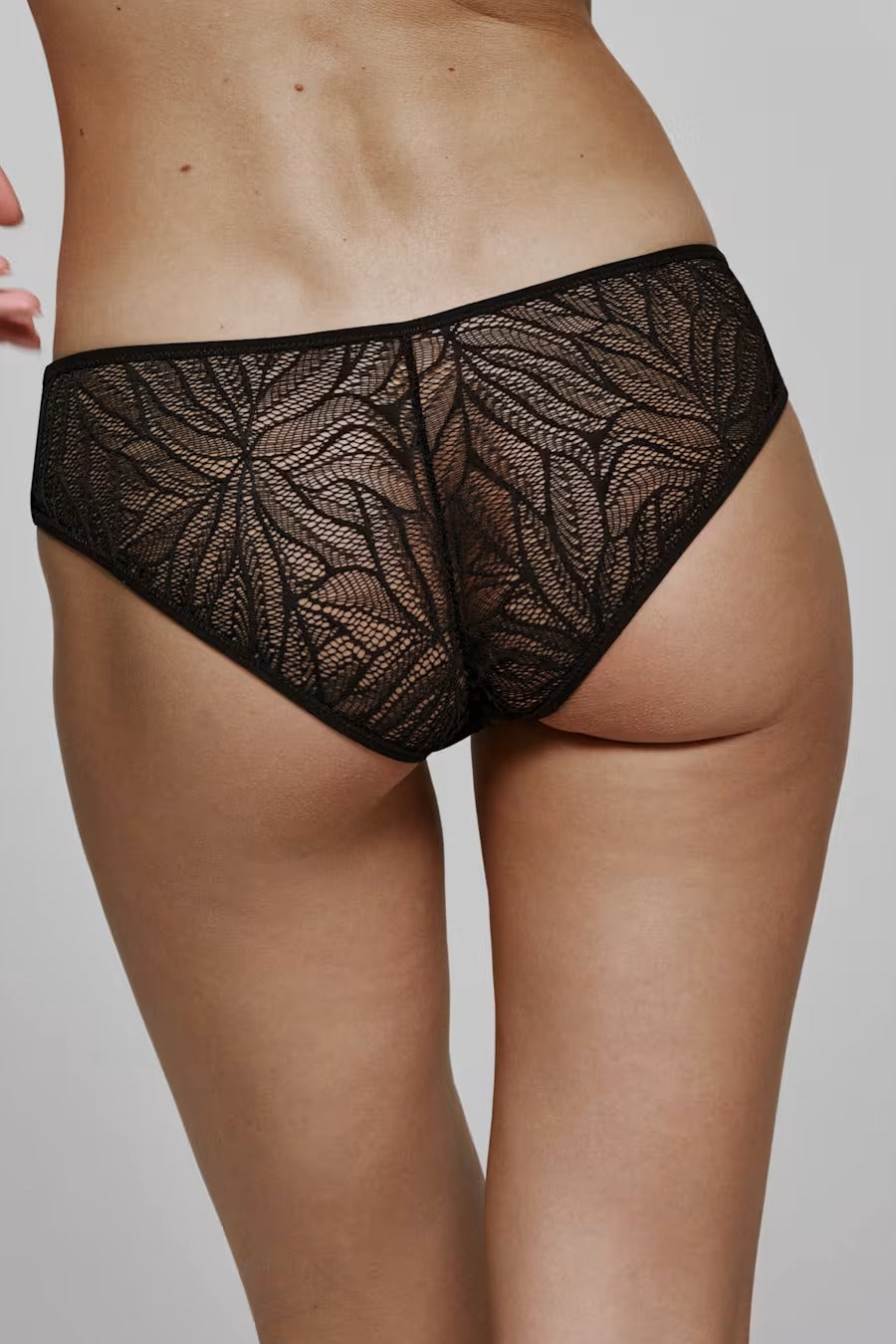 Трусики слип из кружева 3500554 Mae black