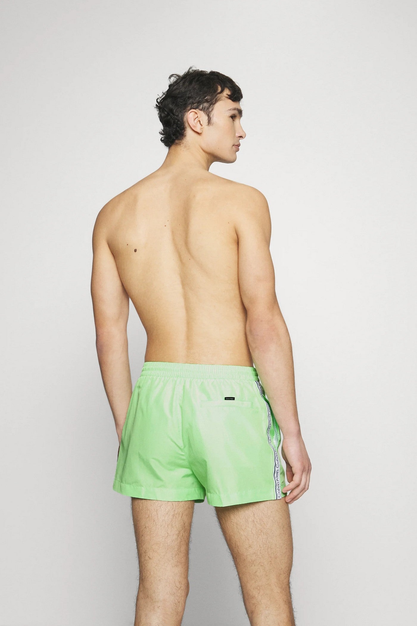 Мужские пляжные шорты 246442694 green