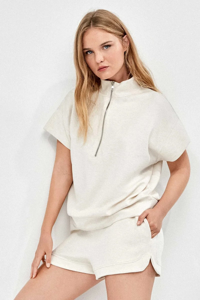 Трикотажные шорты 2/70018B beige