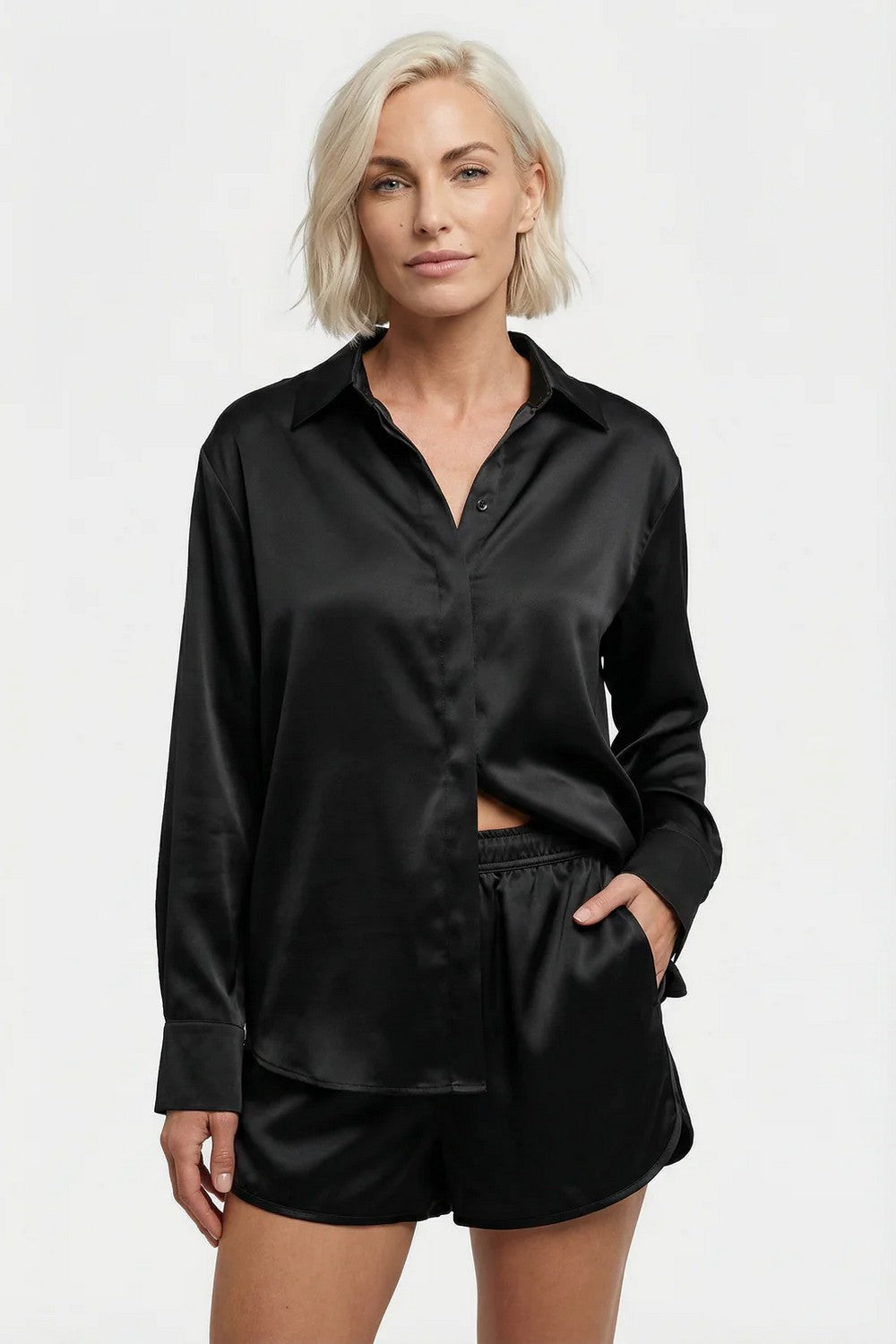 Шелковые пижамные шорты 252207-05 The Lady crystal black