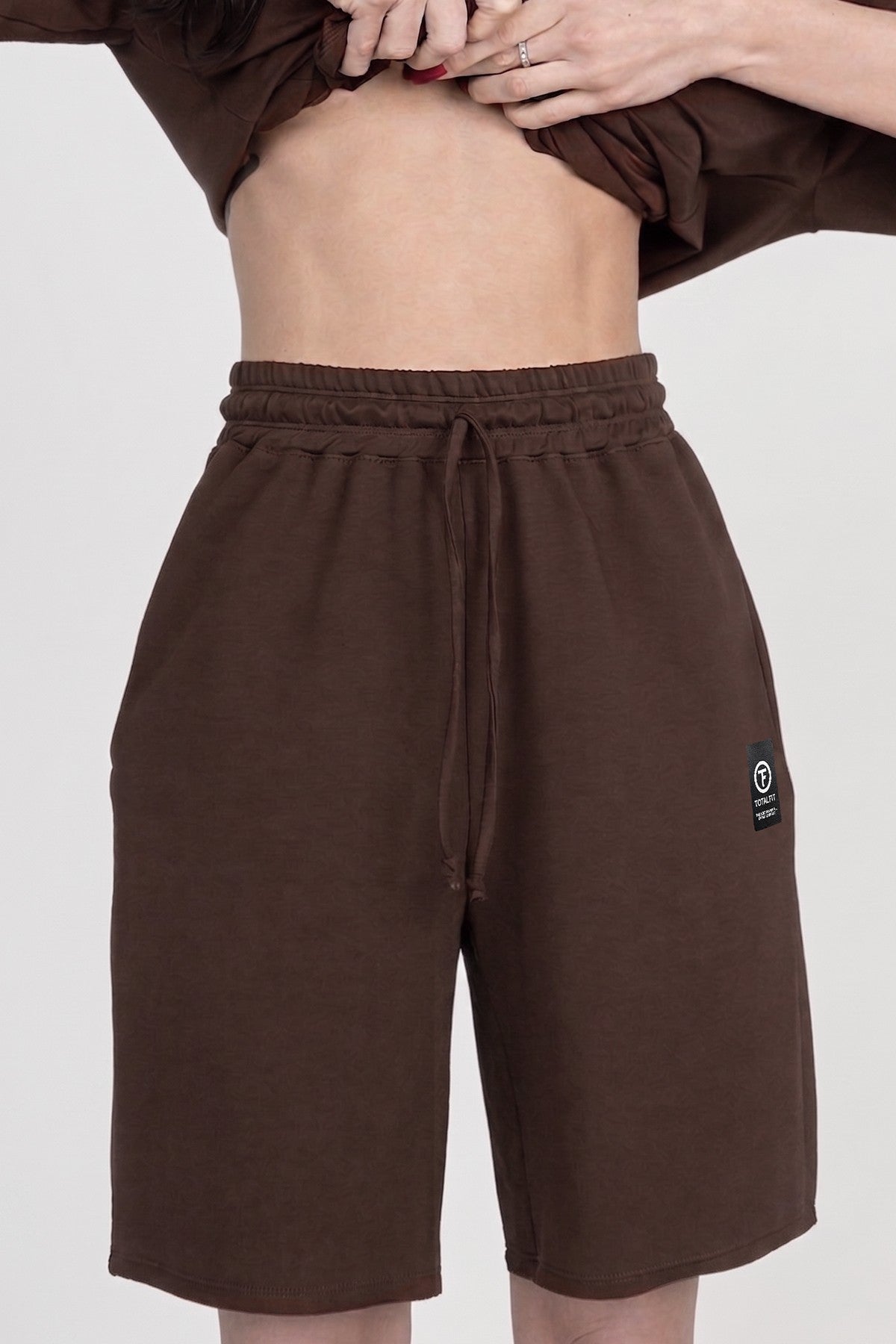 Подовжені шорти бермуди H25-LD97 brown Totalfit
