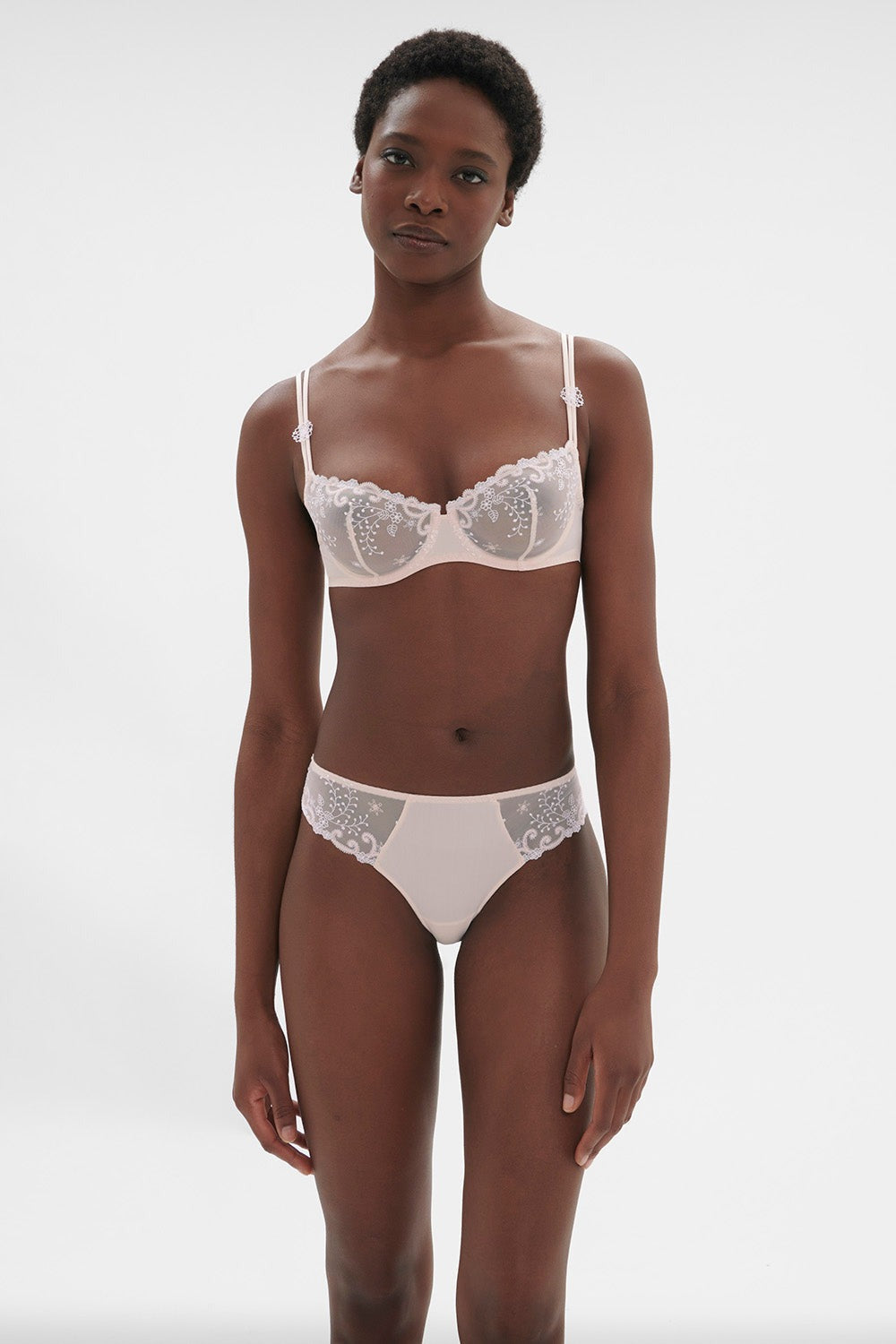 Бюстгальтер балконет с вышивкой Delice 12X330 blush