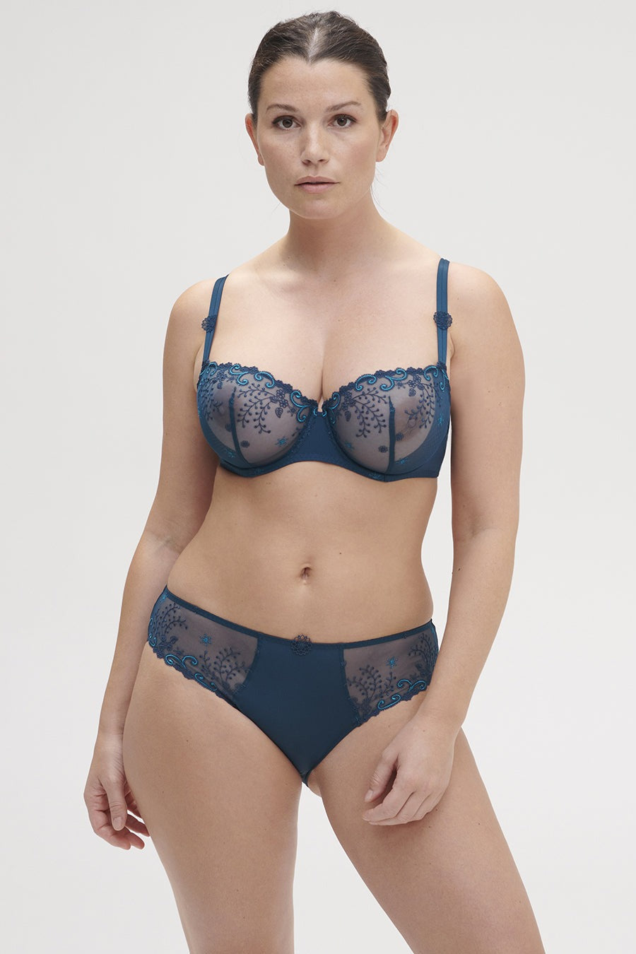 Трусики слип с вышивкой Delice 12X720 bleu prestige FW23