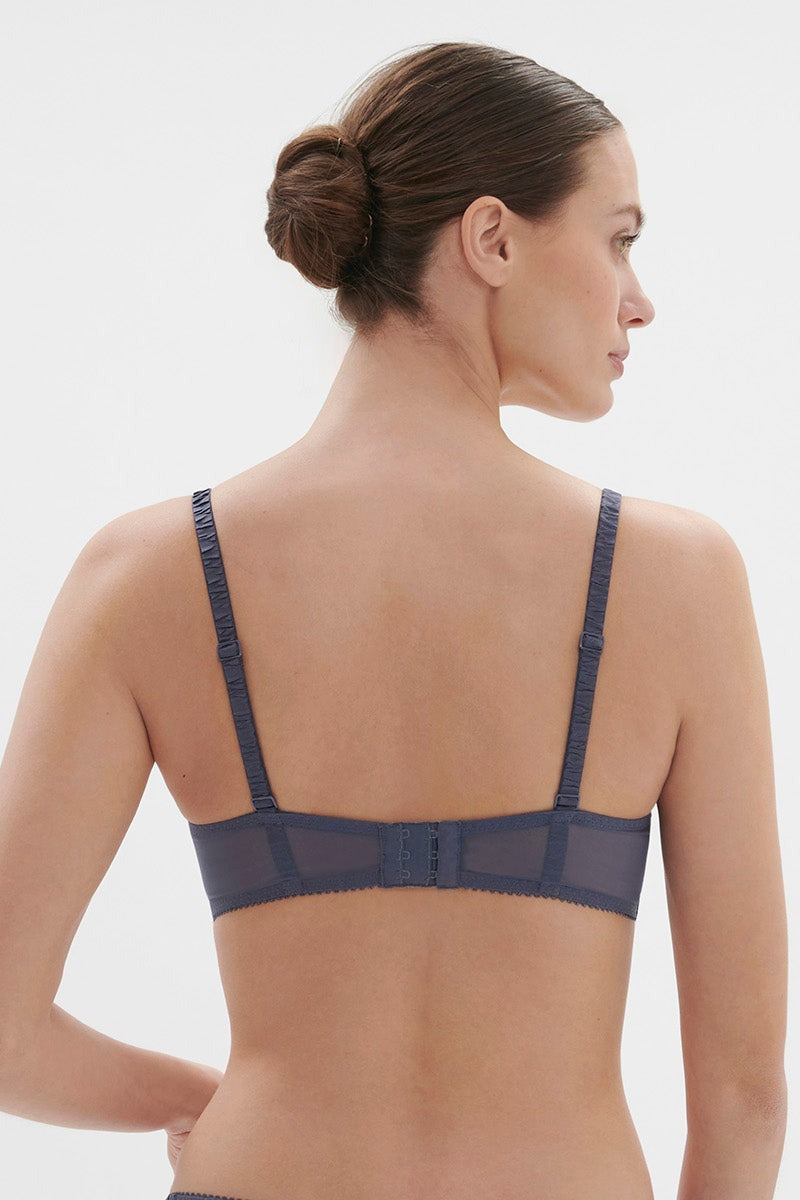 Бюстгальтер з вишивкою Intrigue 1E2330 bleu cendre FW24