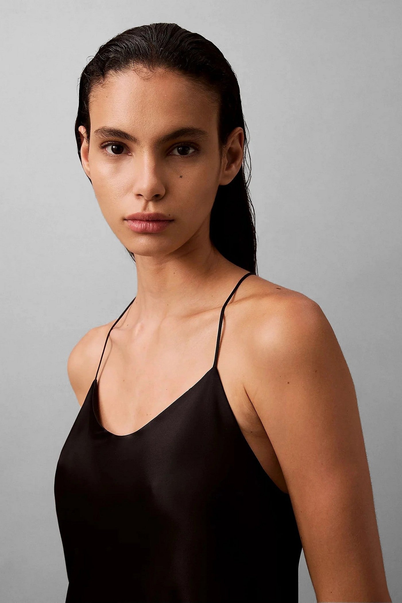 Сорочка на тонких бретелях 784530470 black