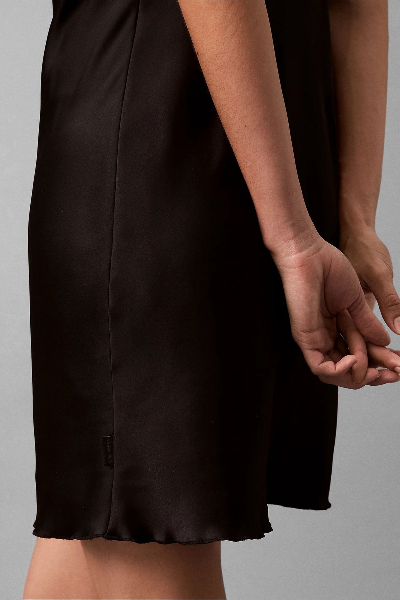 Сорочка на тонких бретелях 784530470 black