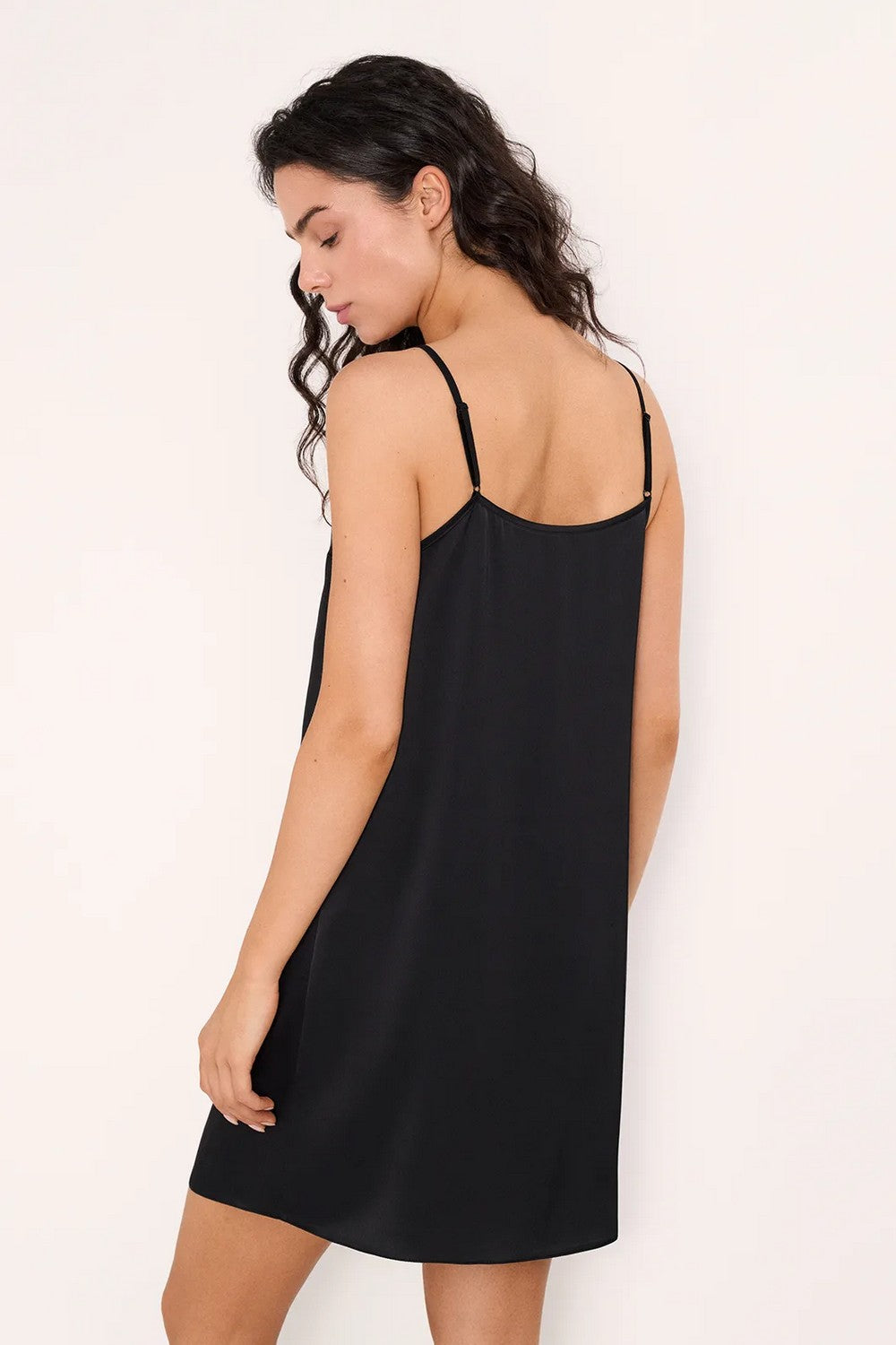 Сорочка з віскози LDS 128/16/02 Silk Harmony black Ellen вигляд ззаду