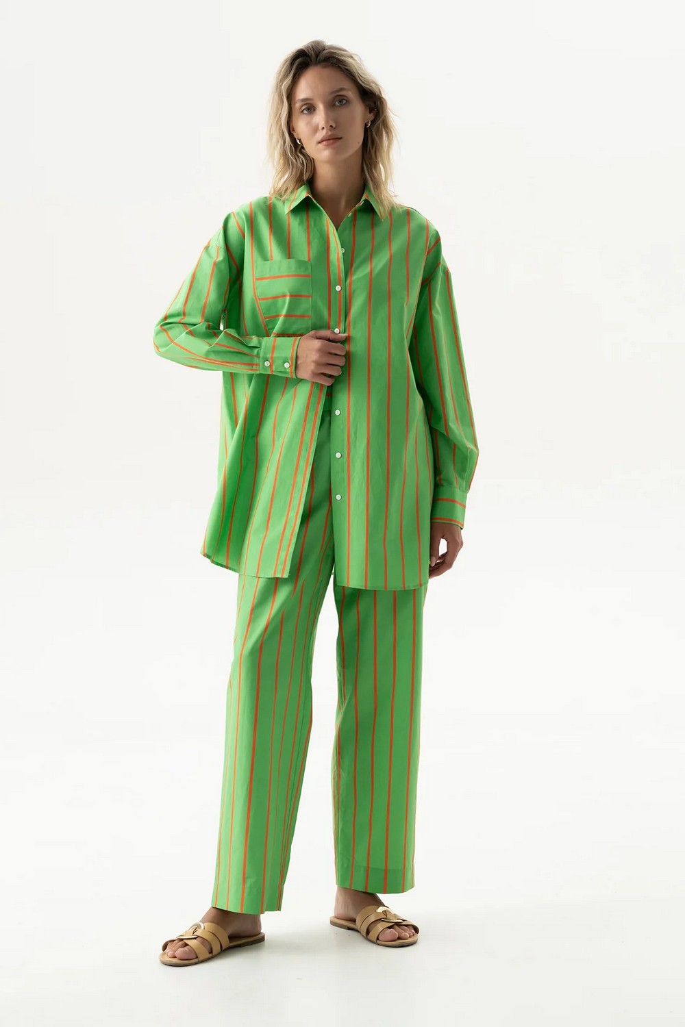 Хлопковая сорочка с принтом 251204-04 Strapped Cotton retro green