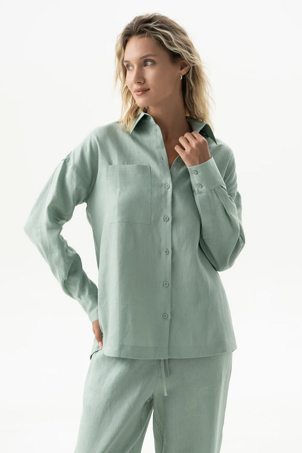 Льняная рубашка 251206-04 Linen Spirit green