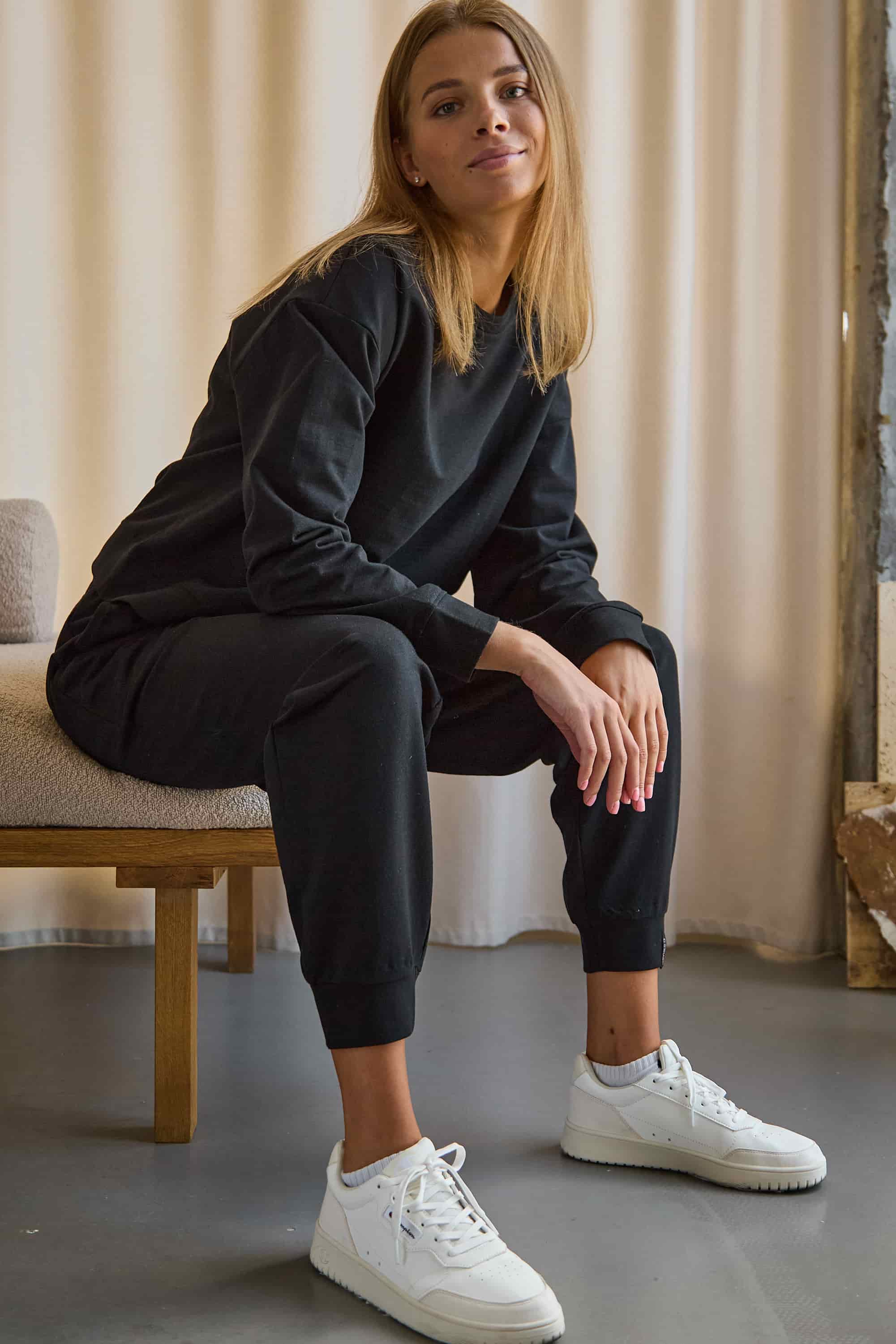 Трикотажный свитшот LH500-05-01 Chamberi black