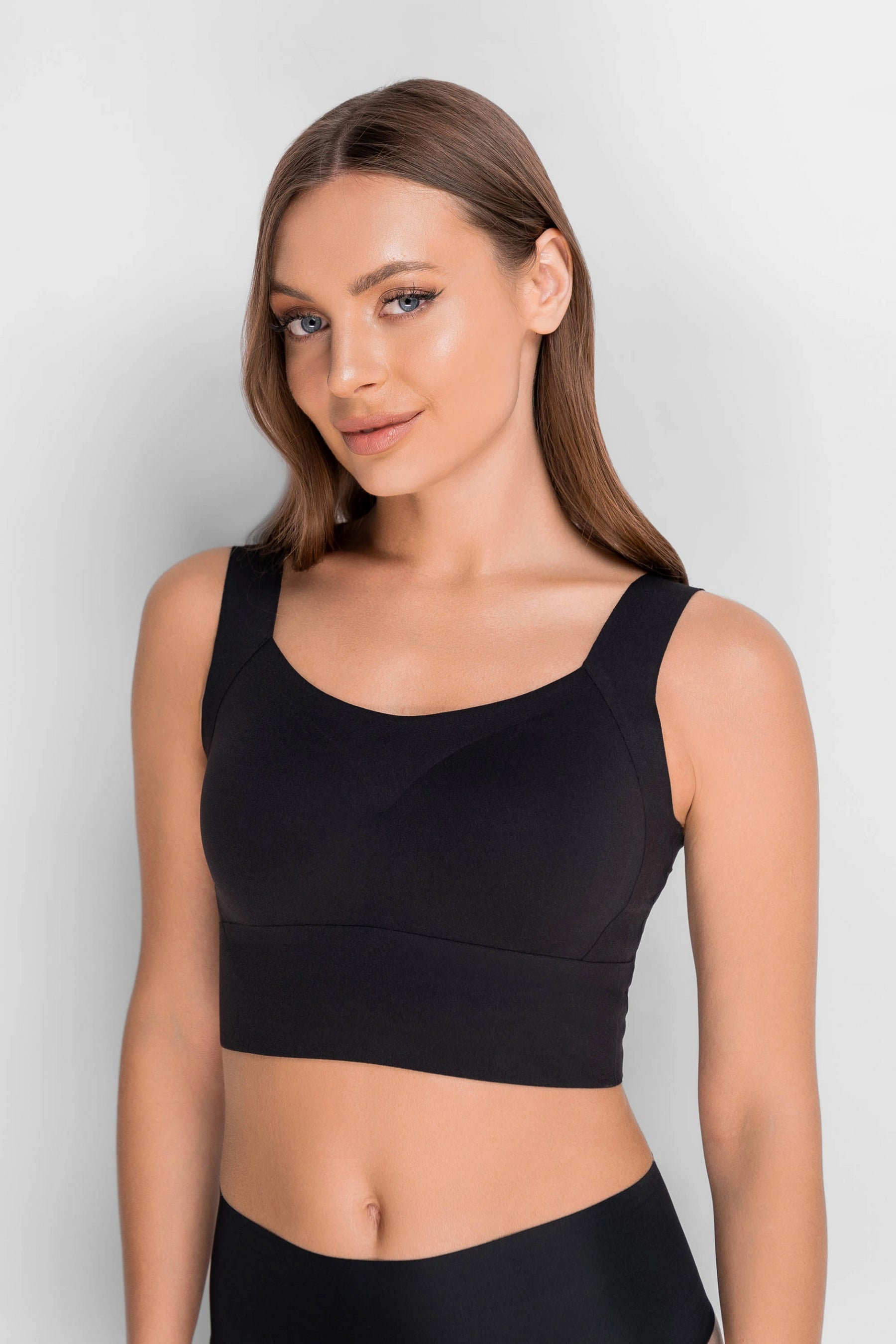 Бесшовный бра-топ 7089-072 01 black