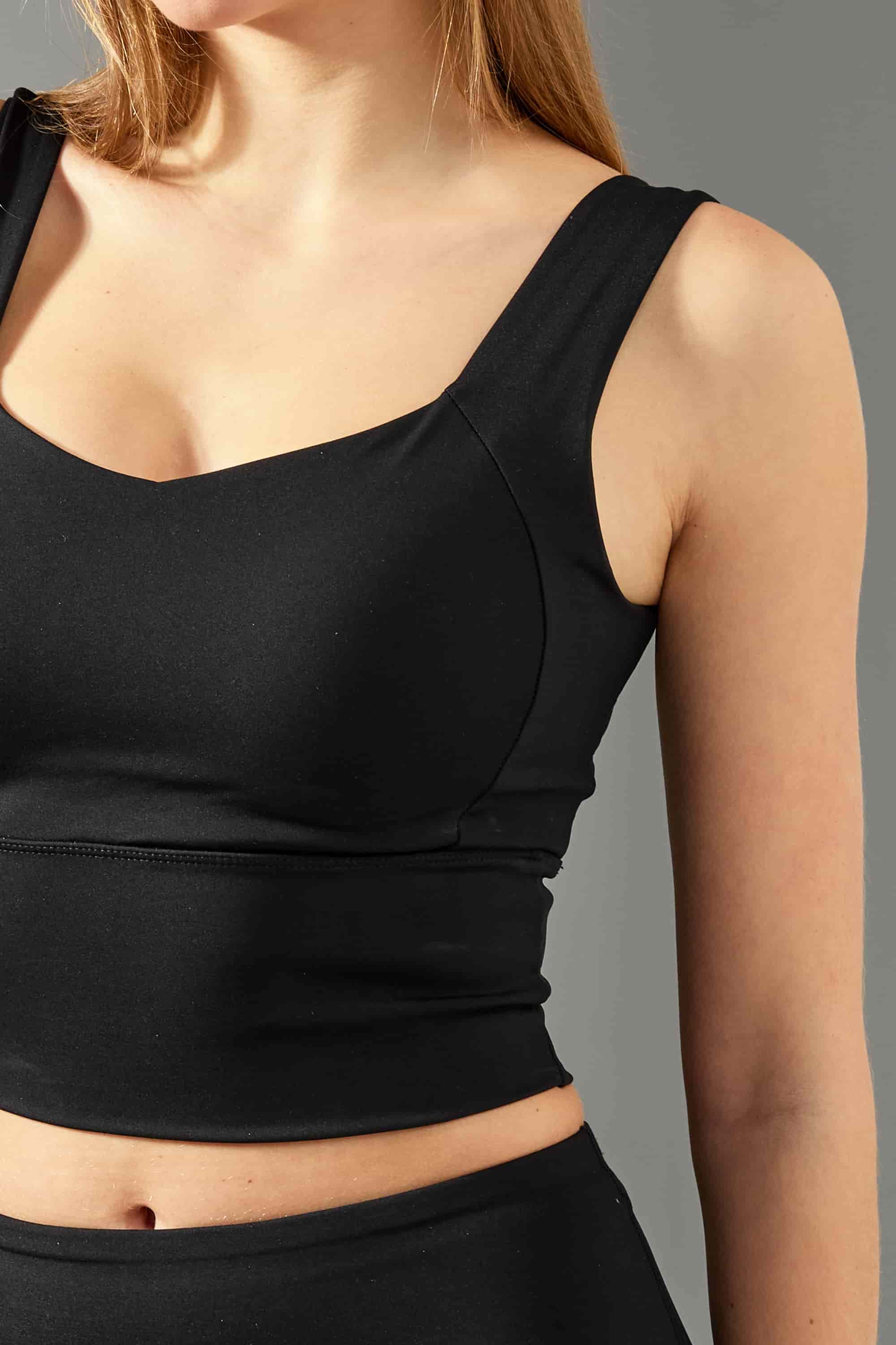 Спортивный топ L2006 Active black