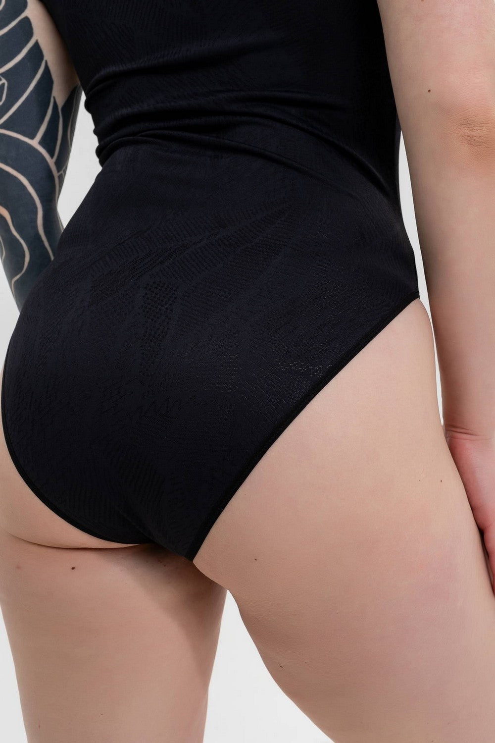 Боди с коротким рукавом Black Flame TRK10-AP10