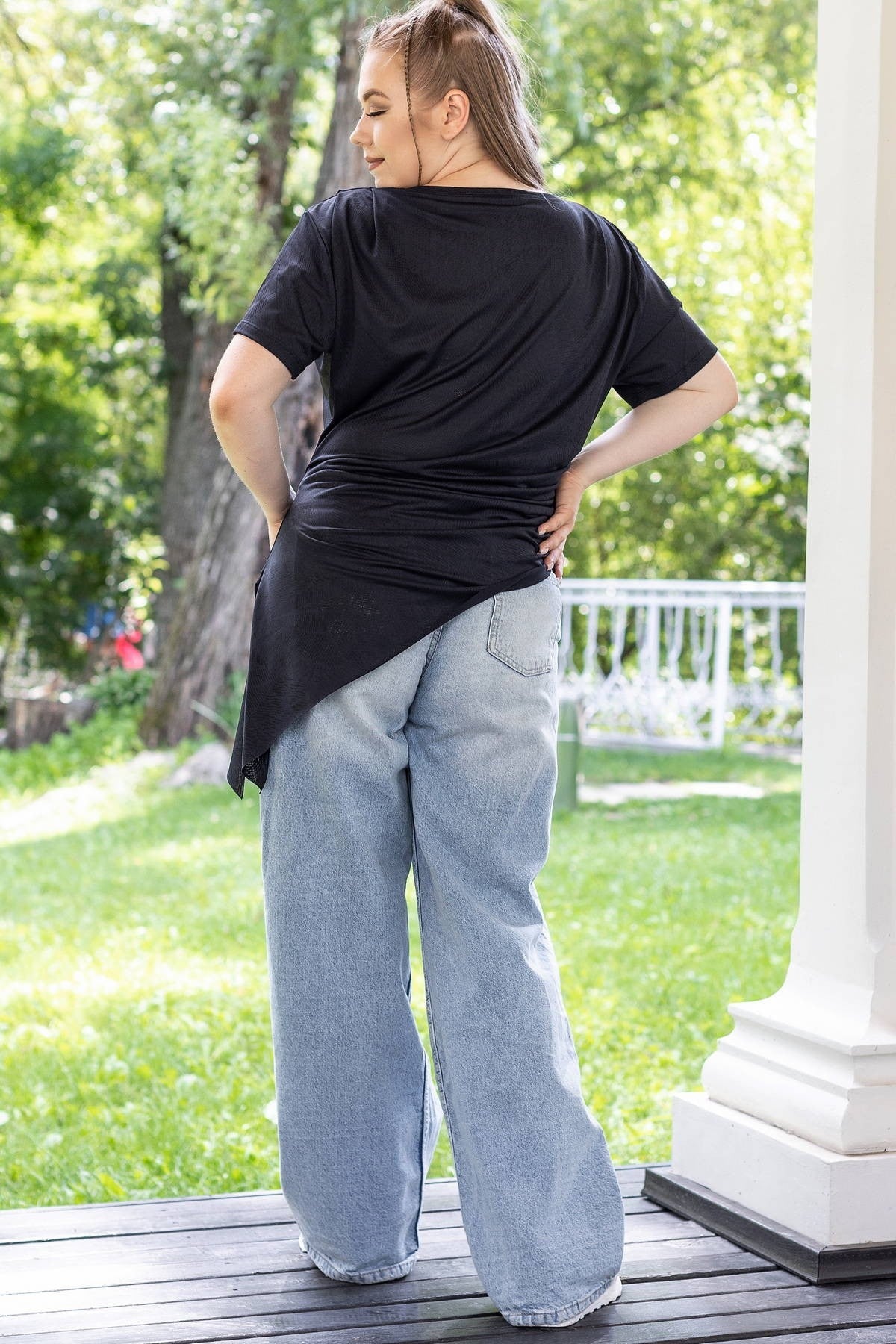 Удлиненная ассиметричная футболка D10-AP10