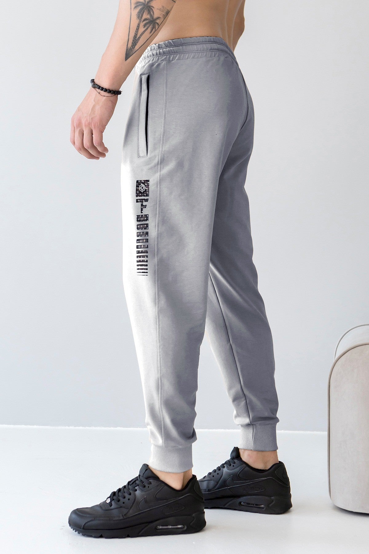 Чоловічі джогери з бавовни EM1-LD91