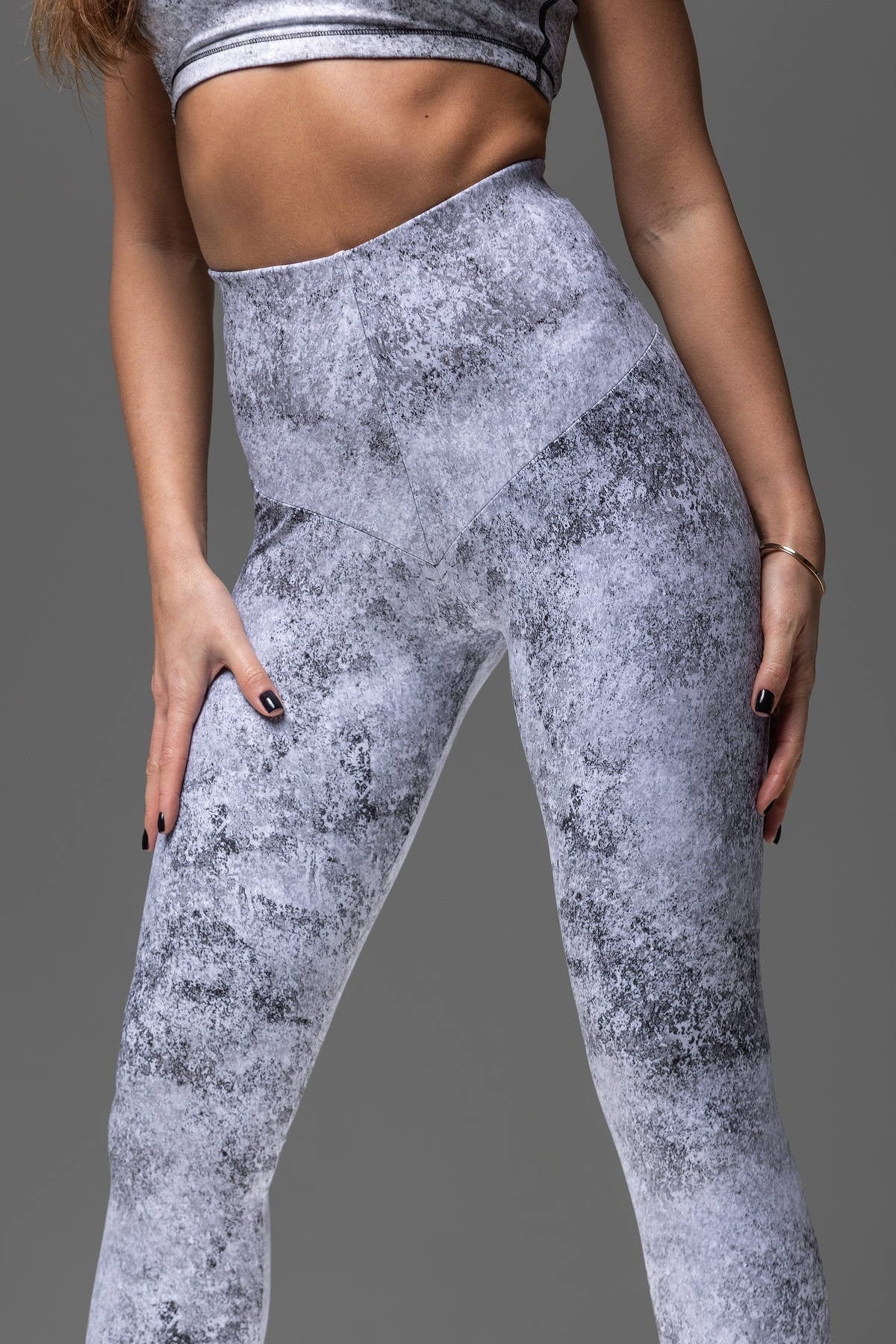 Коригуючі спортивні легінси Shades Y2-P155