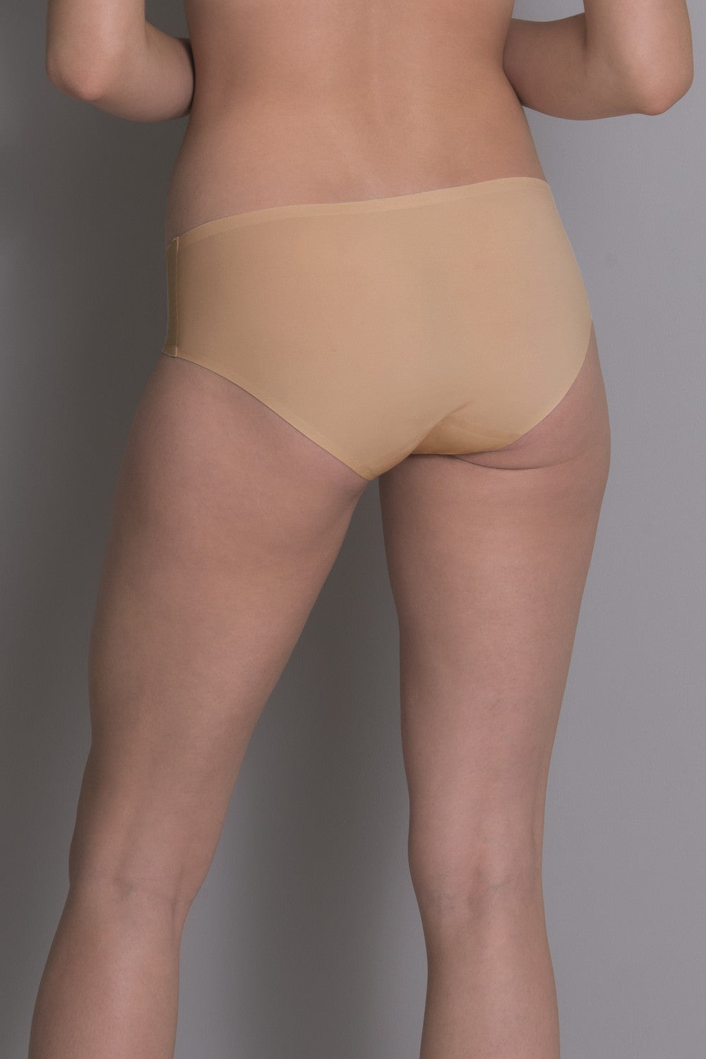 Бесшовные трусики 1342 Essentials sand