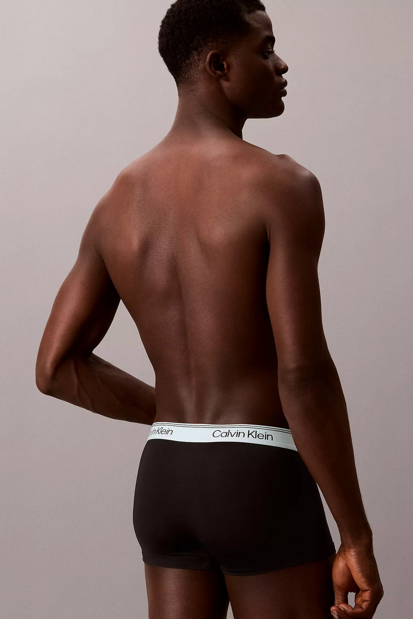 Чоловічі труси шорти 300112190 (3 шт.) black Calvin Klein вигляд ззаду