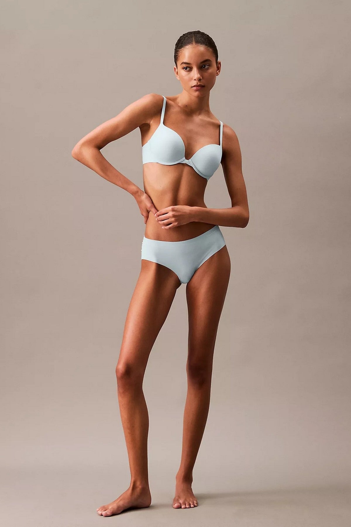 Бесшовные шортики 791979017 blue