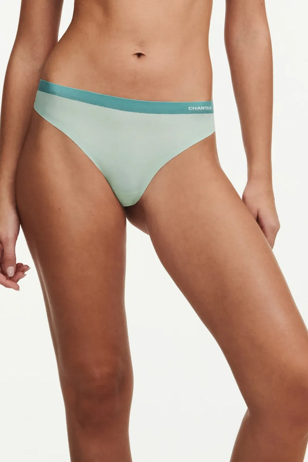 Безшовні стрінги C26490-0WT green lily/treillis Chantelle