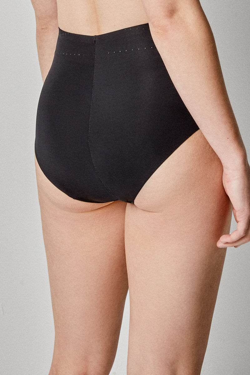 Бесшовные трусики слип 110048B black