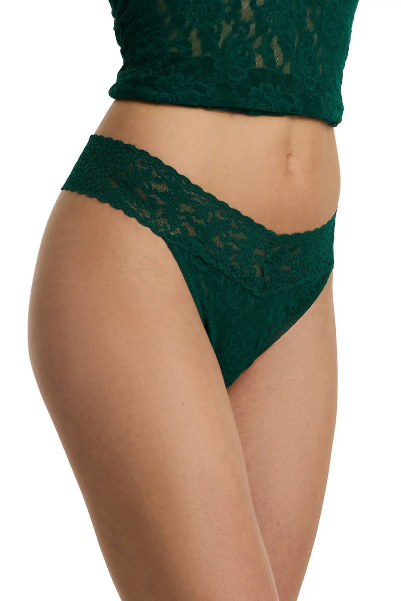 Кружевные трусики стринг 4811 Signature Lace spruce