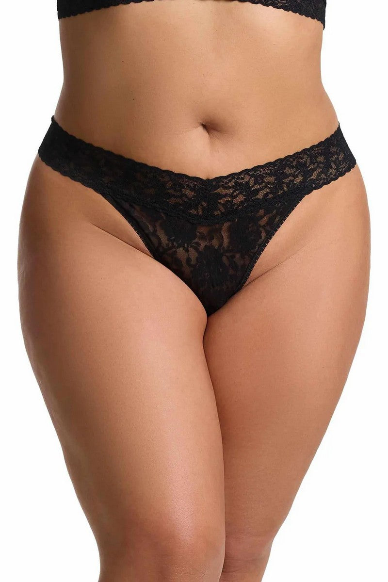 Кружевные трусики стринг 4811P Signature Lace black
