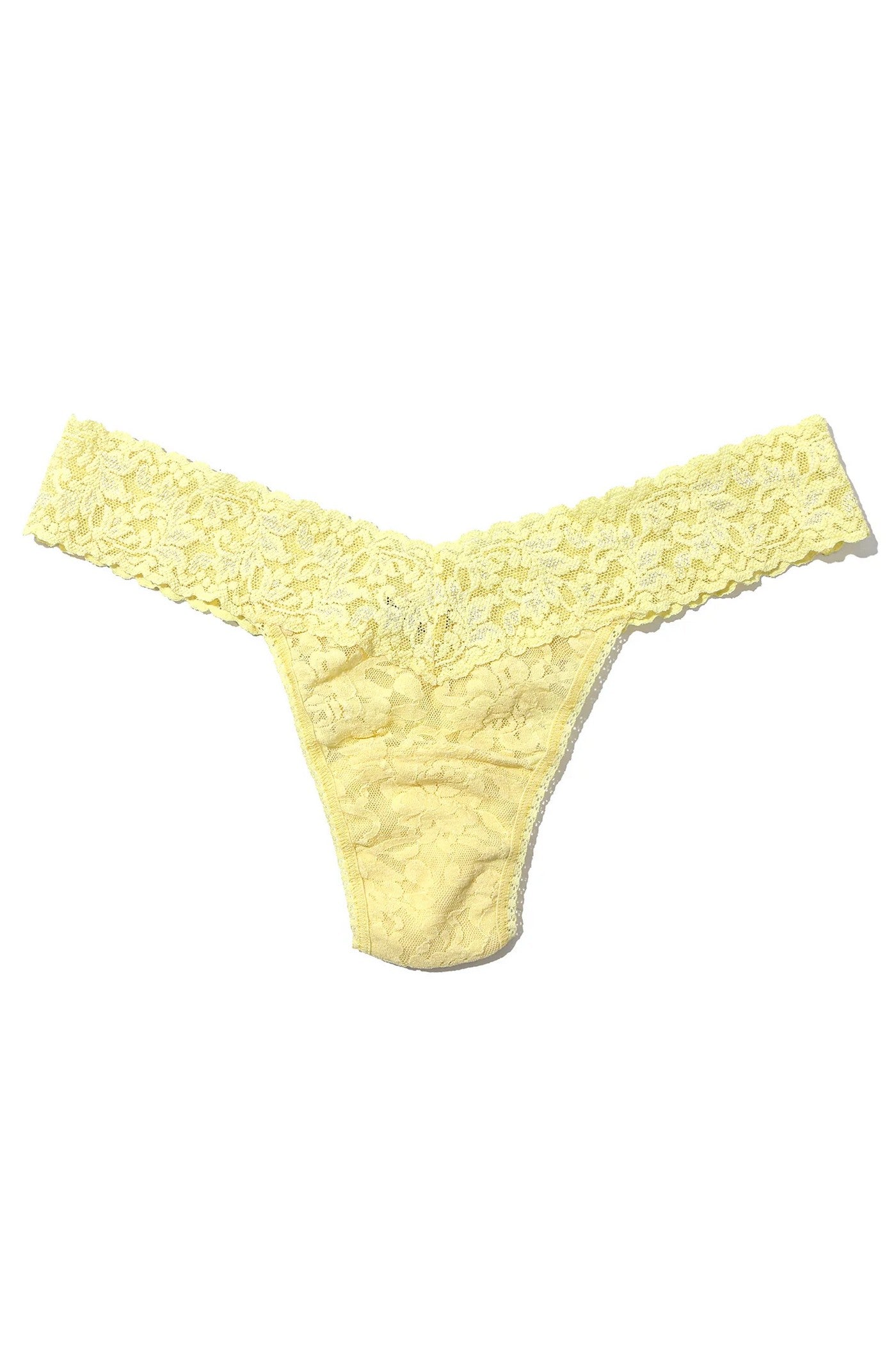 Кружевные трусики стринг 4911P Signature Lace it`s bananas