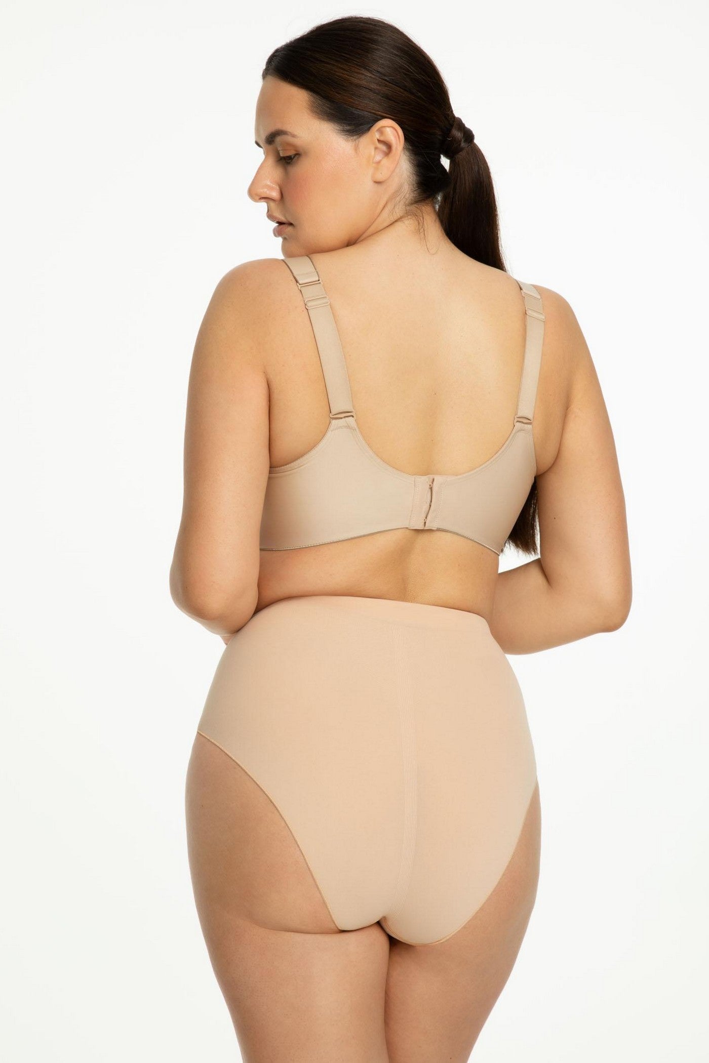Трусики сліпи із корекцією 471 Seamless Maxi Panty beige