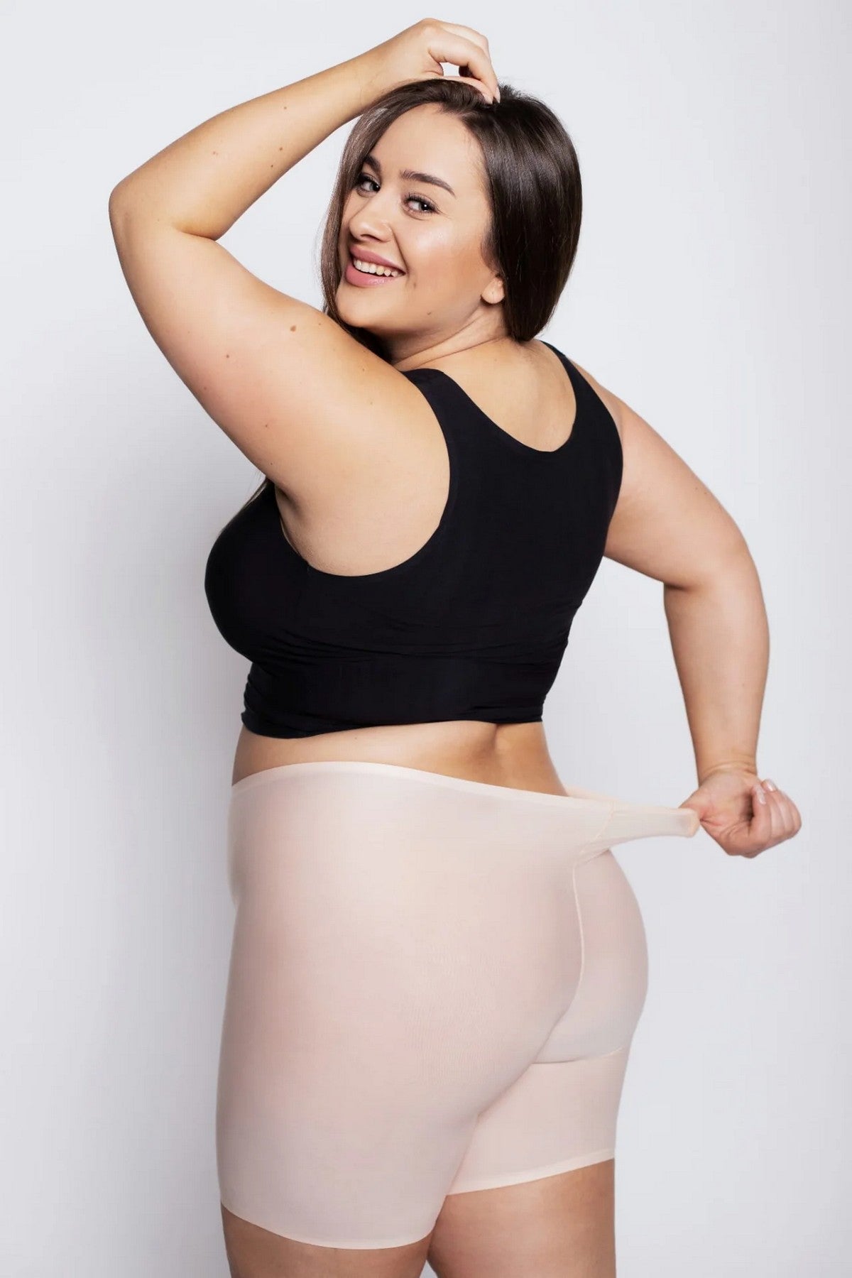 Бесшовные шорты Flexi-One Bermuda beige