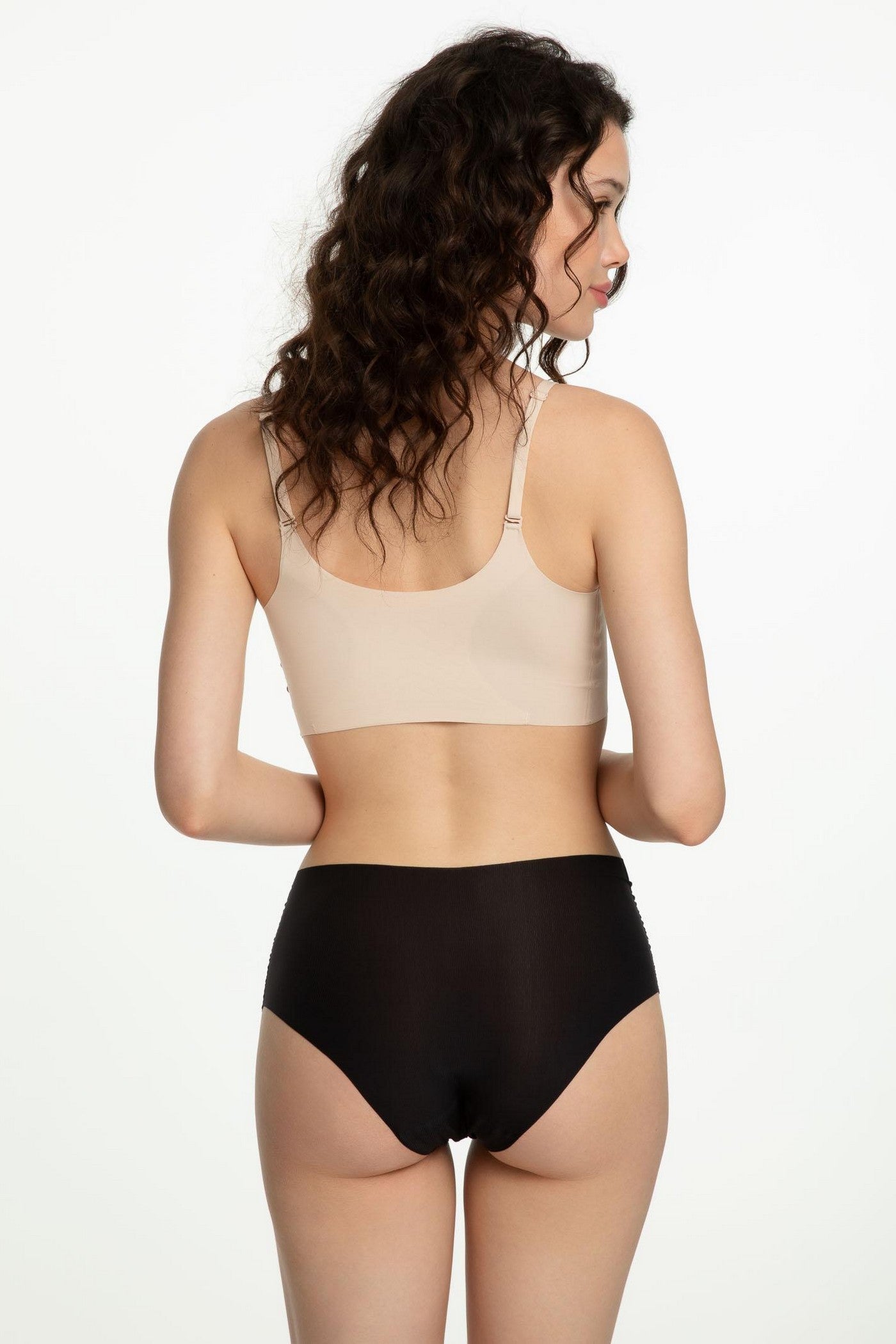 Бесшовные трусики слип Mousse Maxi black